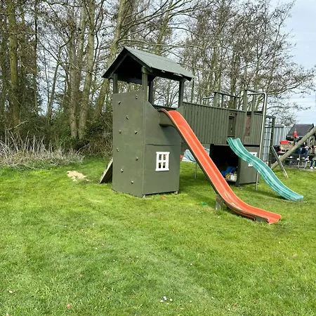 Charming Just 450 M From The Water *