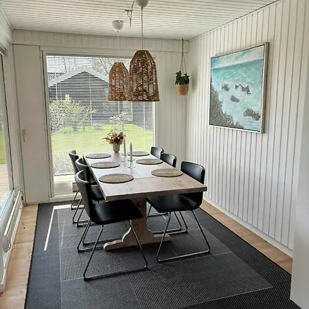 Charming Just 450 M From The Water * 奥特鲁普